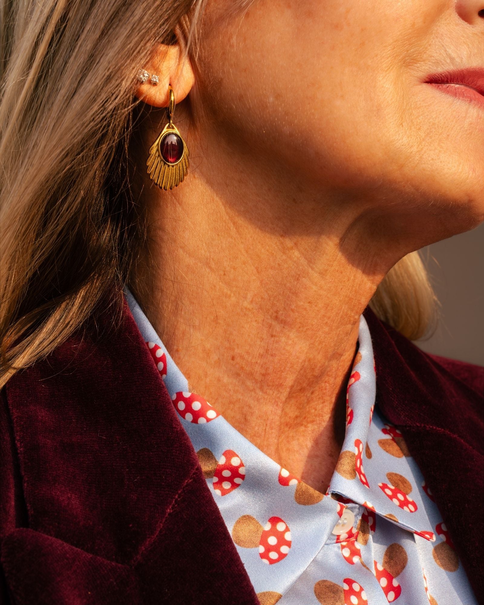 Venus Tawny Red Earrings Gold