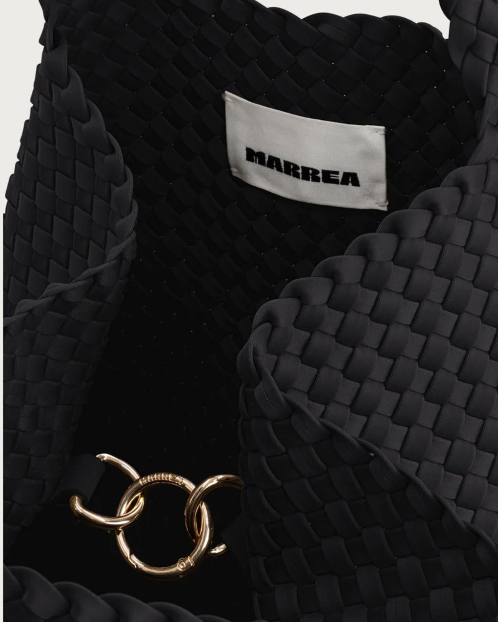 Marrea Medium